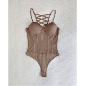 NWOT! Fashion Nova | Taupe Bodysuit